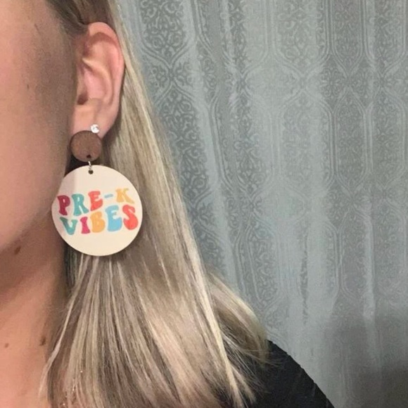 Pre-K School Earrings 📝 - Picture 2 of 5